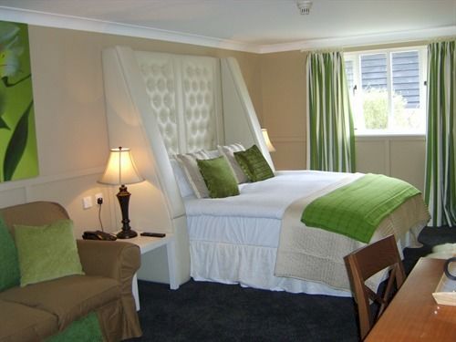 Inn The Old Red Lion