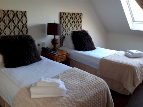 Inn The Old Red Lion
